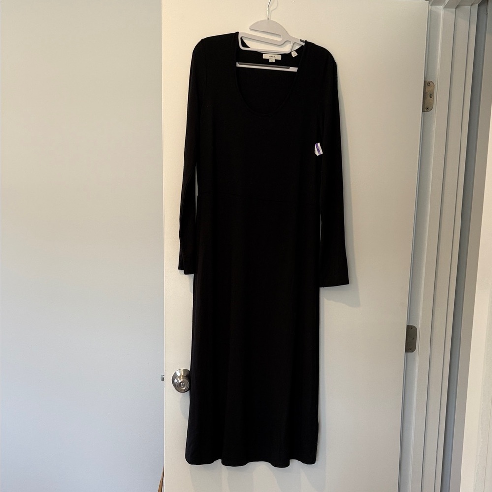 NWT VINCE MEDIUM Elegant Black Long Sleeve Dress